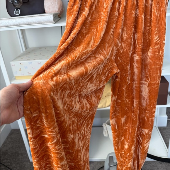 Urban Outfitters Crushed Velvet Joggers in Burnt Orange - Picture 6 of 6